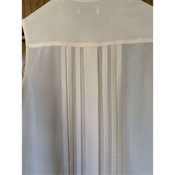 Equipment Silk Sleeveless Pleated Button Top Cream Size XS - Picture 11 of 12